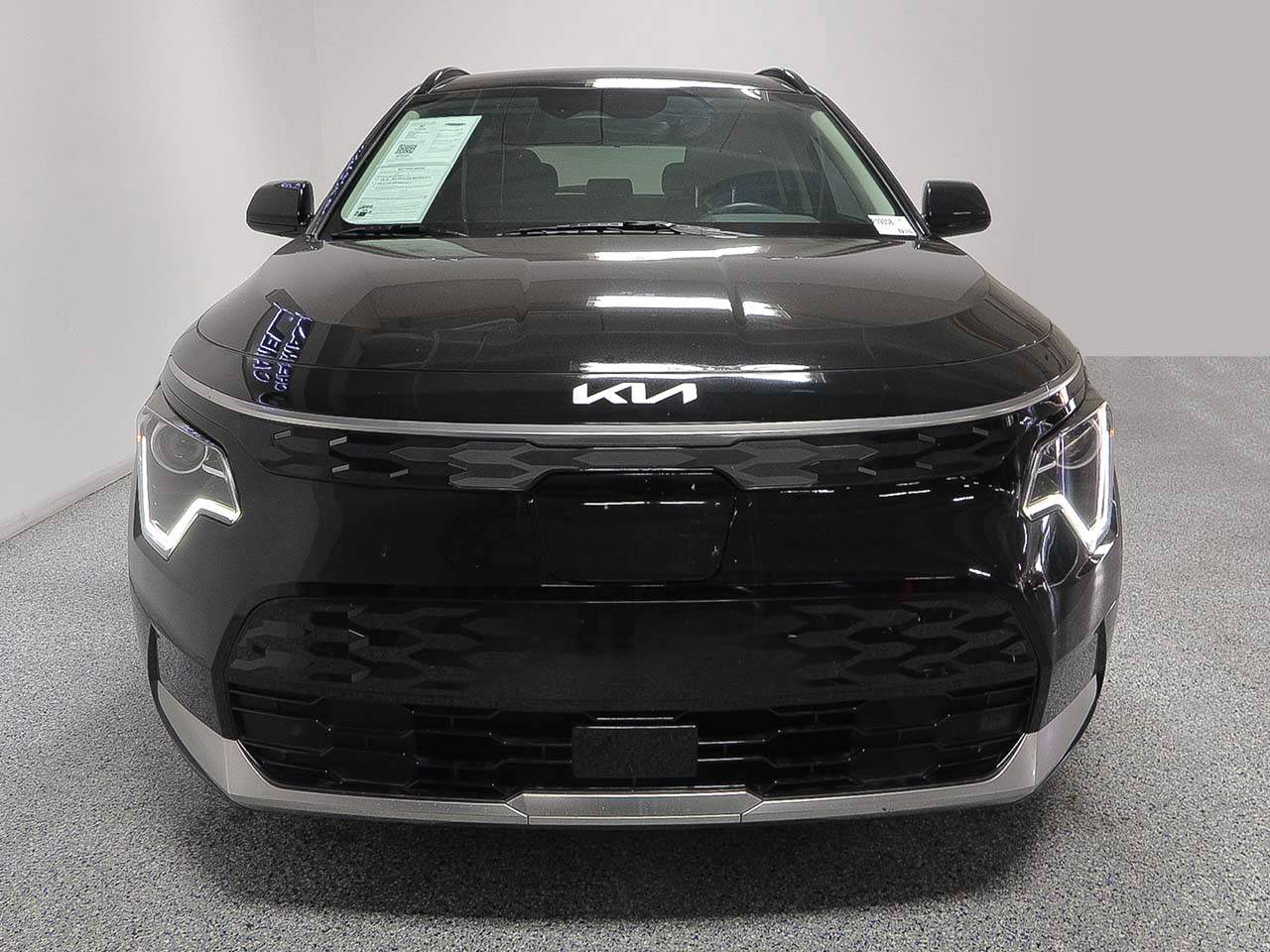 Used 2023 Kia Niro Wind with VIN KNDCR3L13P5038635 for sale in Phoenix, AZ