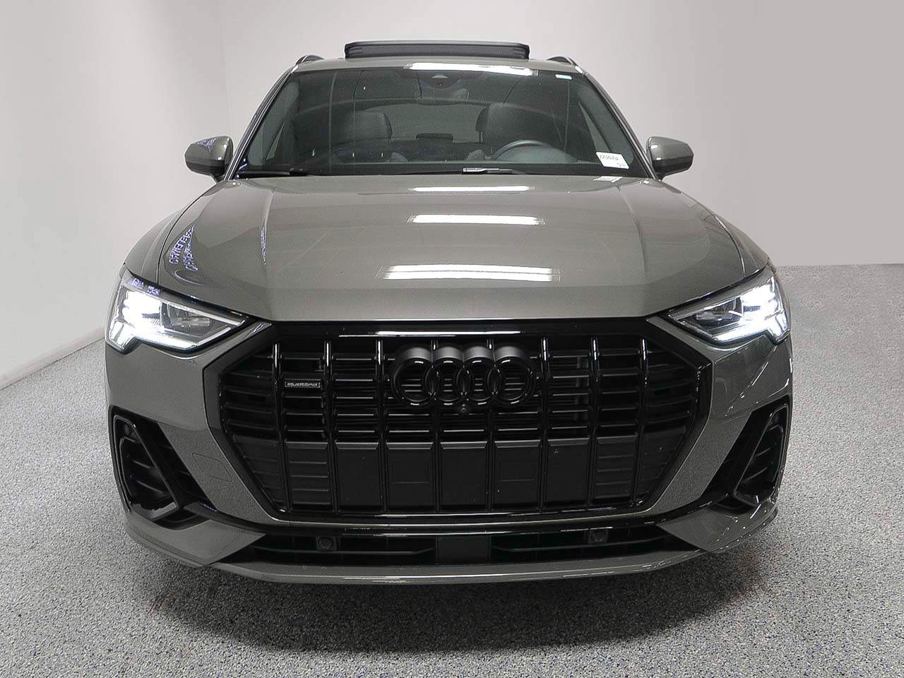 2023 Audi Q3 quattro S line Prem Plus 45 TFSI