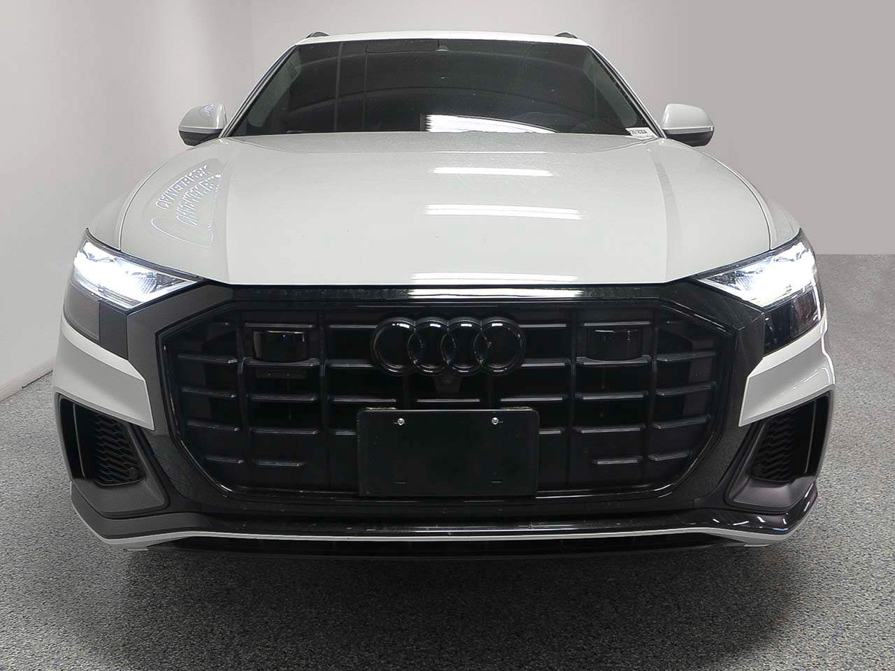 2020 Audi Q8 quattro Premium Plus 55 TFSI