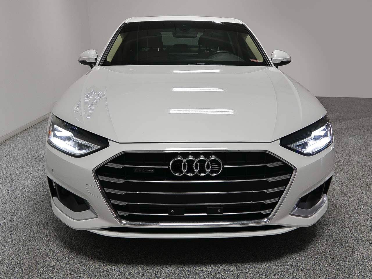 2021 Audi A4 quattro Premium 40 TFSI