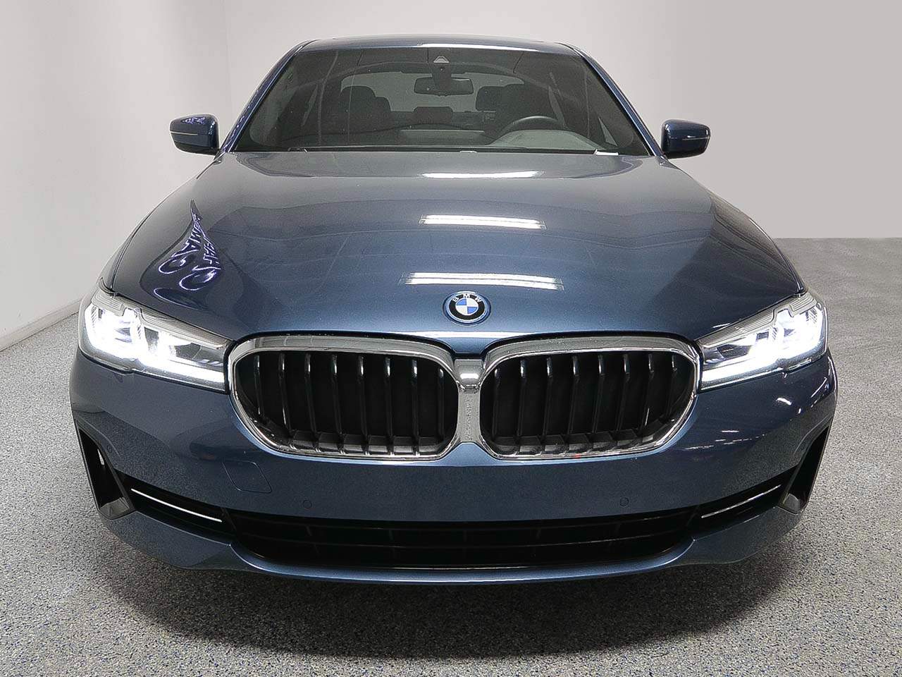 2023 BMW 5-Series 530e