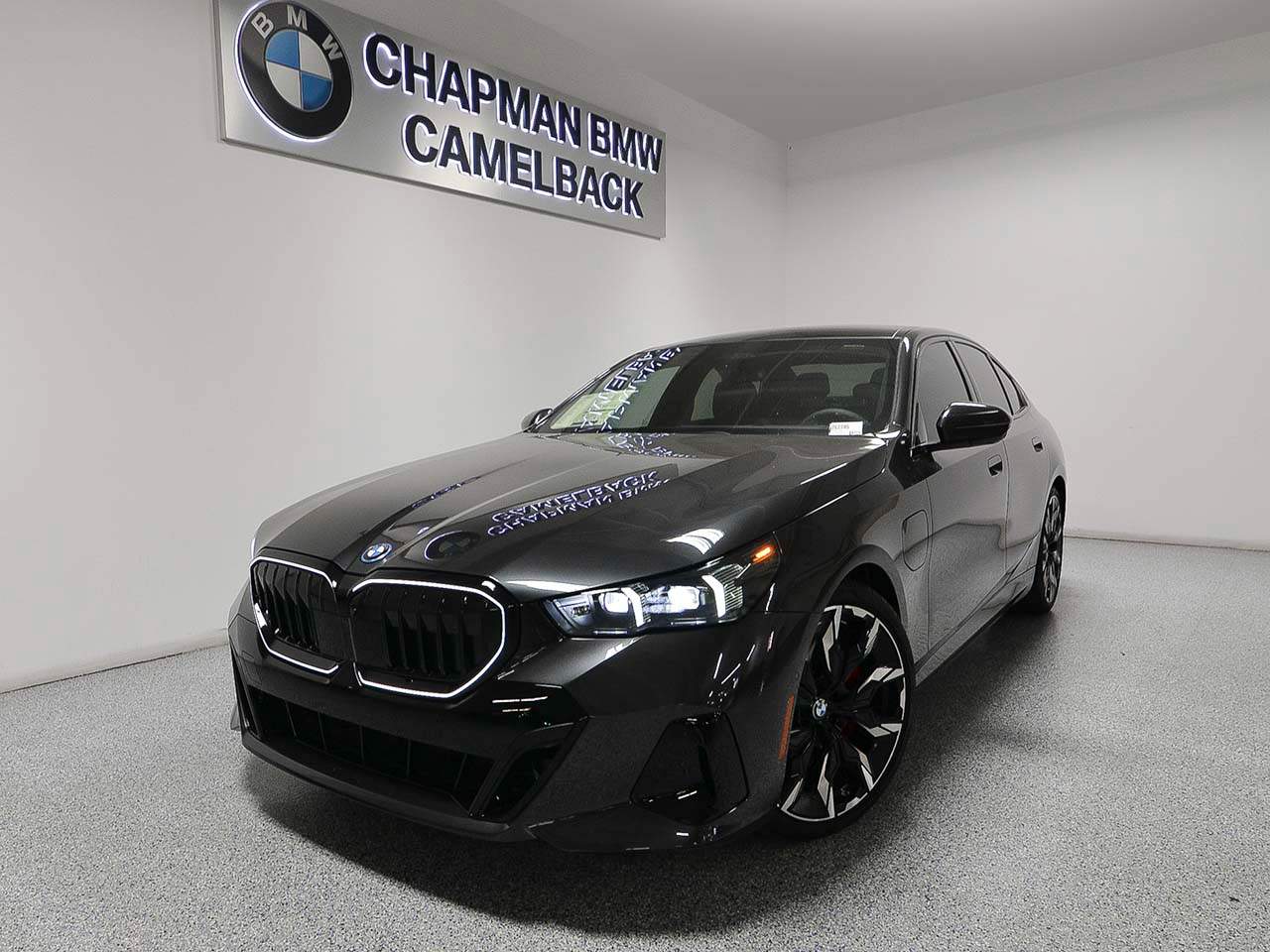 2026 BMW 5-Series 550e xDrive Sedan