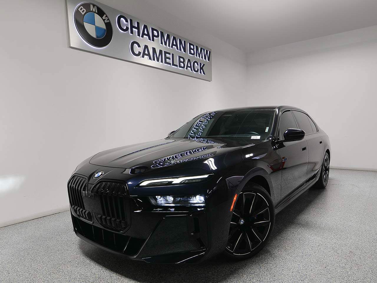 2023 BMW 7 Series 740i's photo