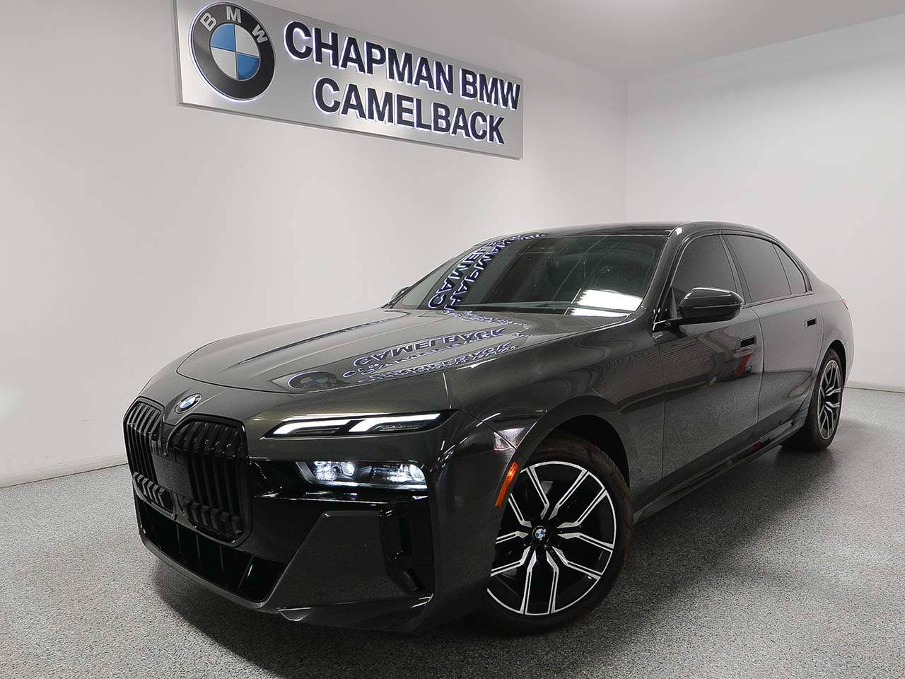 2023 BMW 7-Series 740i