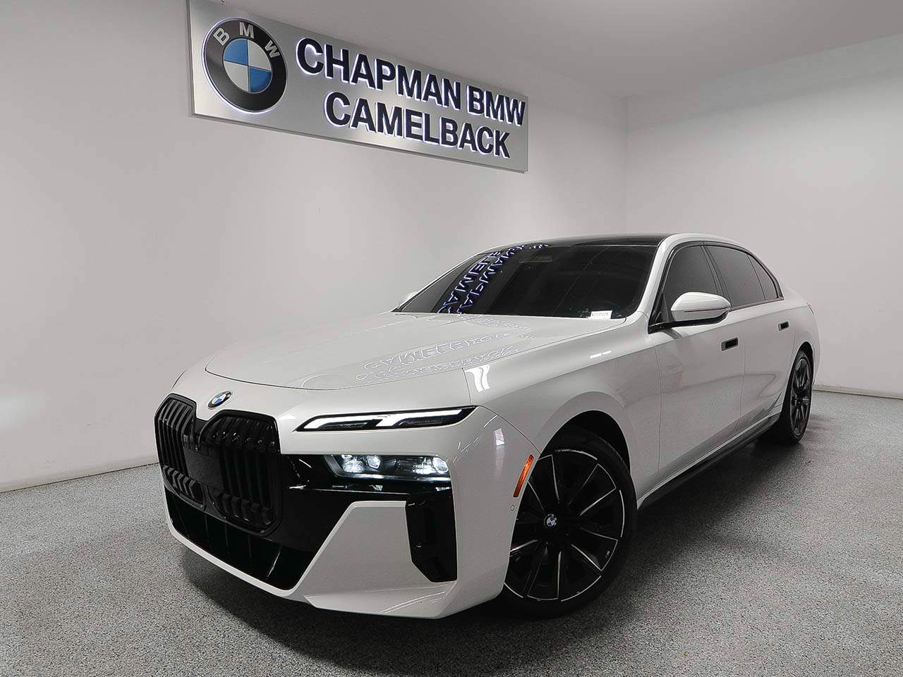 2023 BMW 7-Series 740i