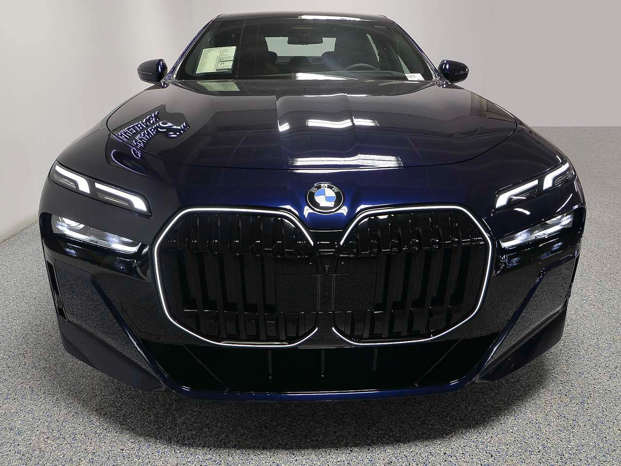 2025 BMW 7-Series 740i Sedan