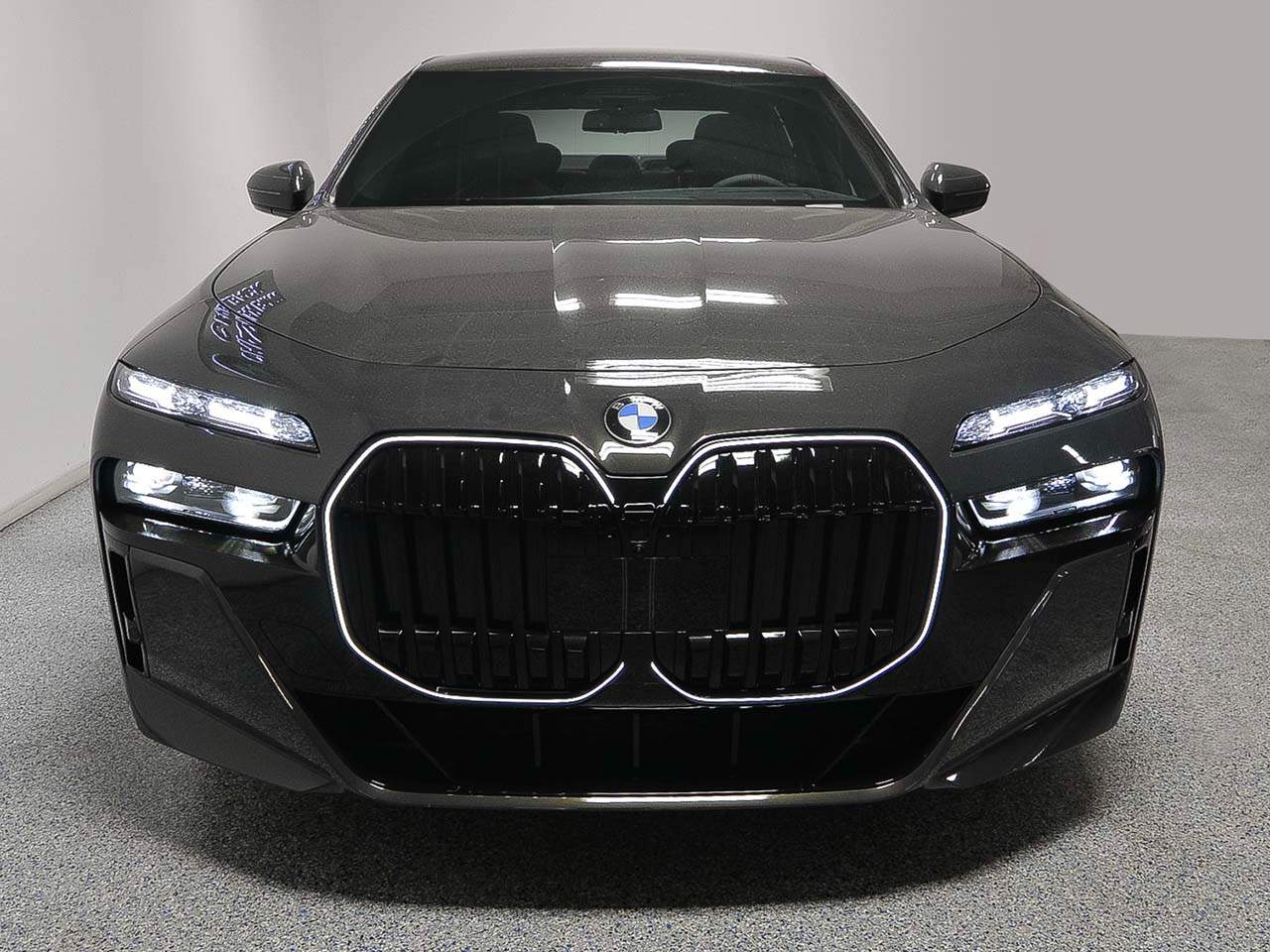 2026 BMW 7-Series 740i Sedan