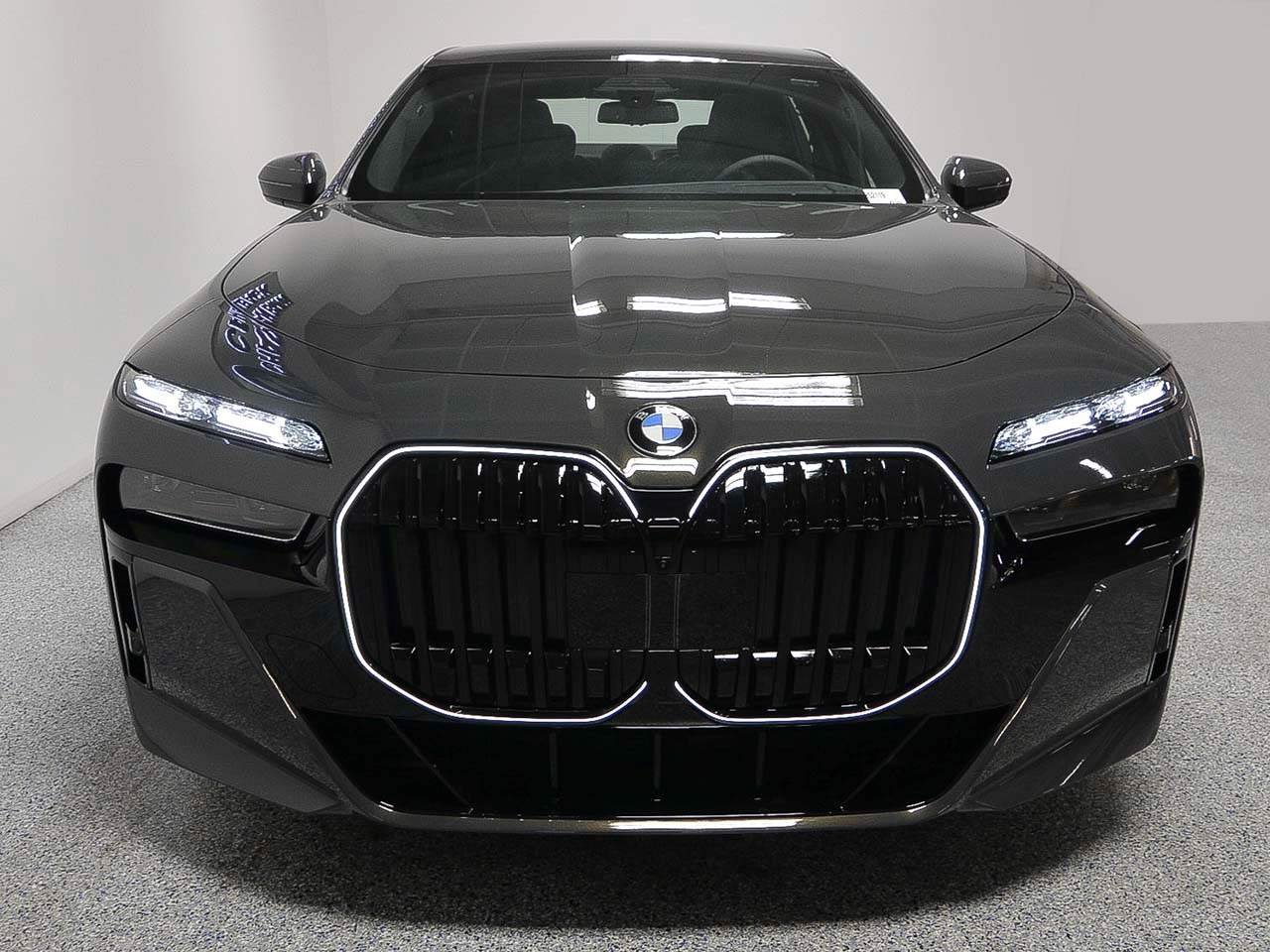 2025 BMW 7-Series 760i xDrive Sedan