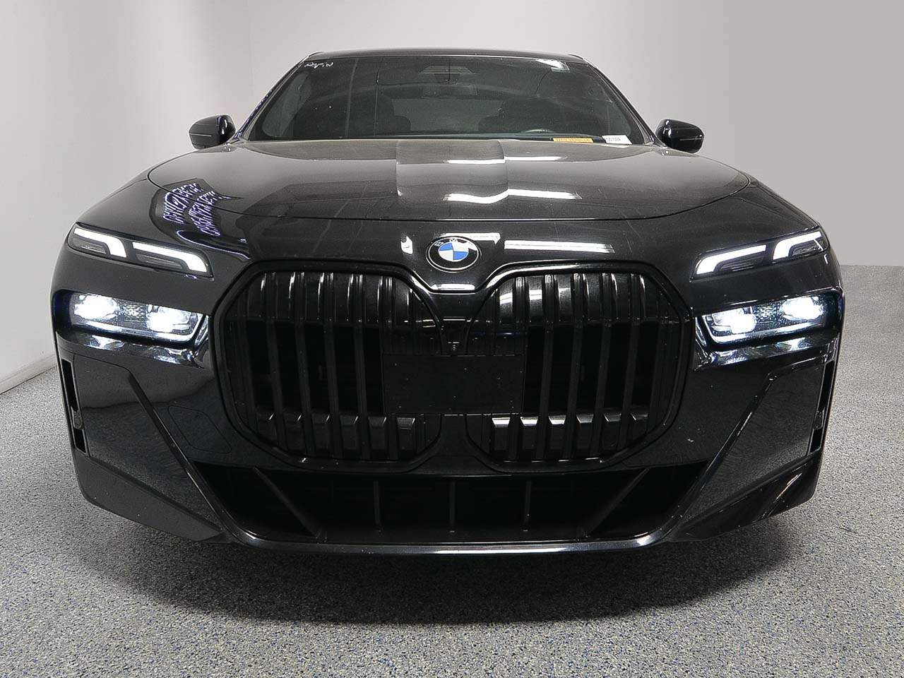 2023 BMW 7-Series 760i xDrive