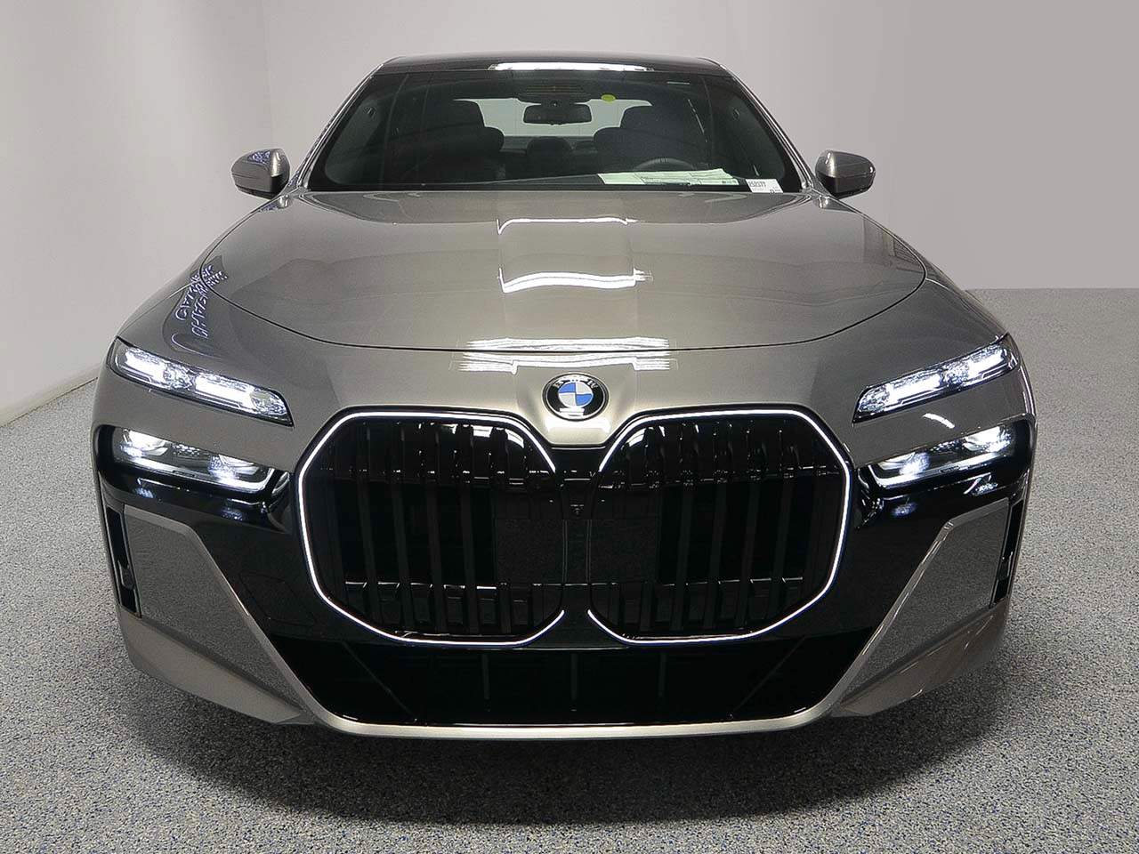2025 BMW 7-Series 760i xDrive Sedan