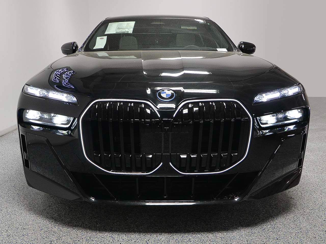 2026 BMW 7-Series 750e xDrive Sedan