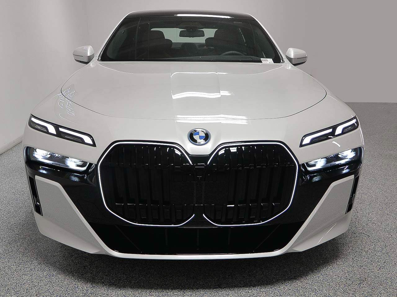 2026 BMW 7-Series 750e xDrive Sedan