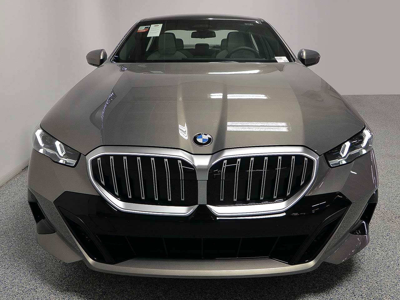 2026 BMW 5-Series 530i Sedan