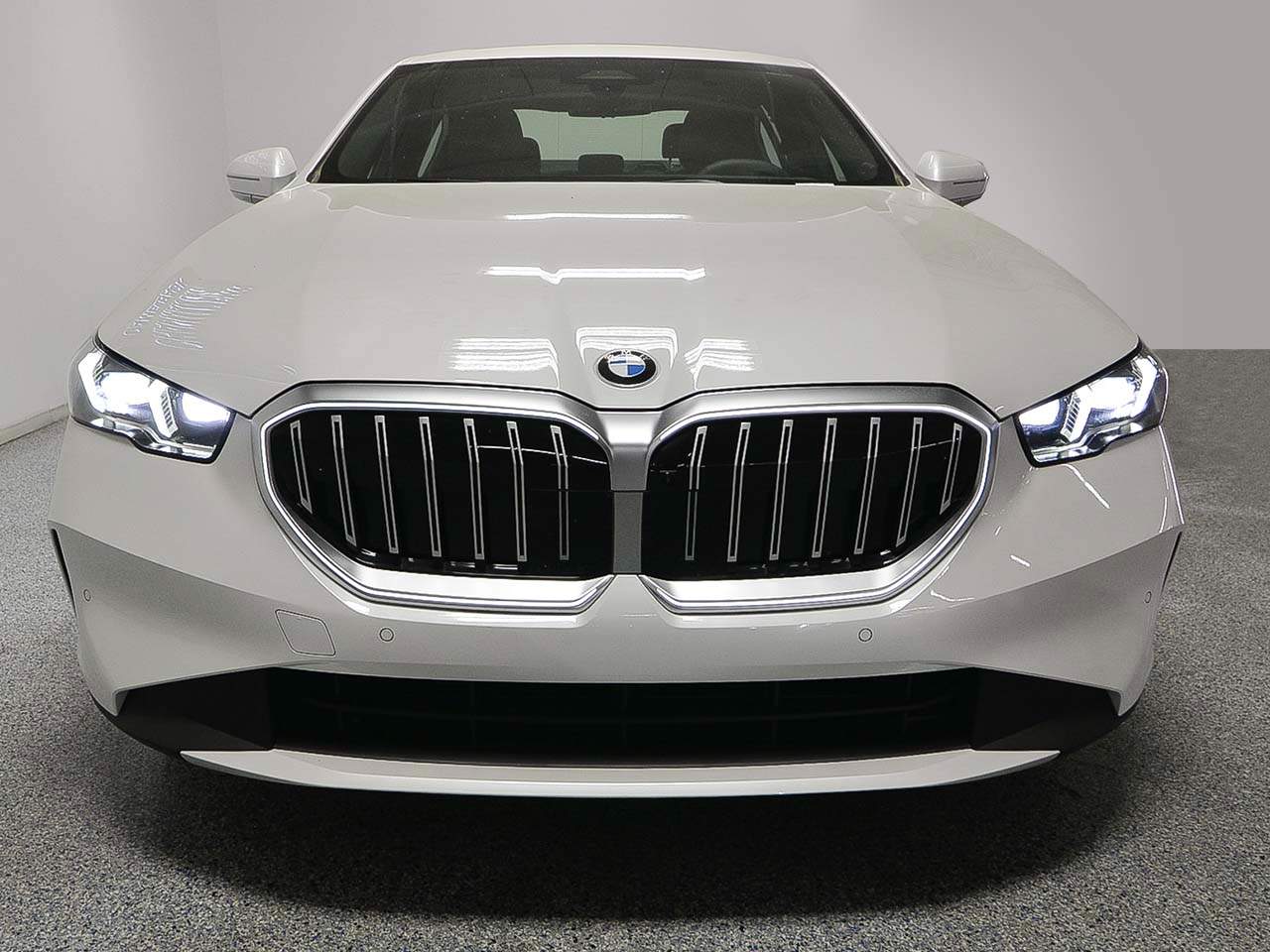 2026 BMW 5-Series 530i Sedan