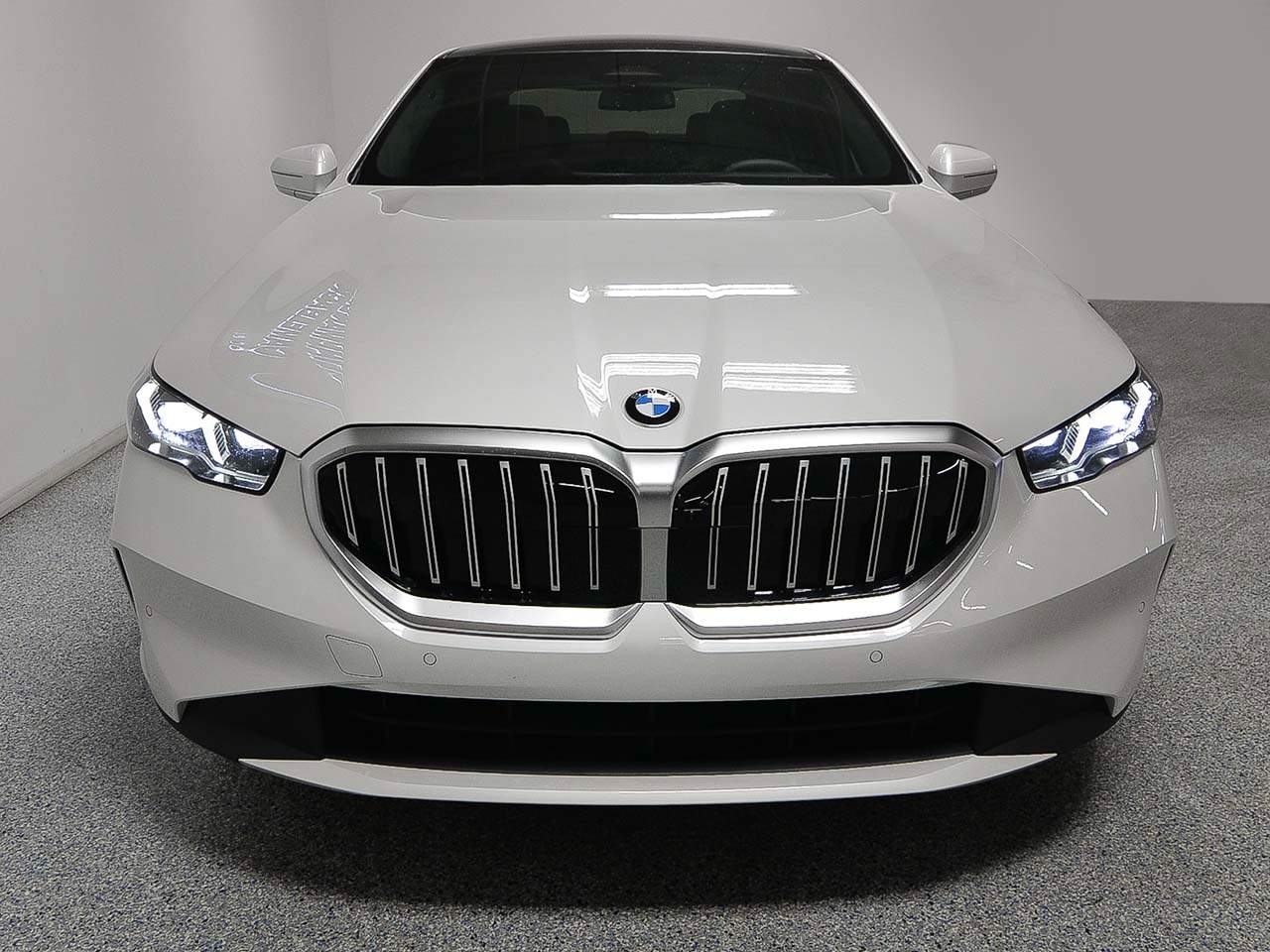 2026 BMW 5-Series 530i Sedan
