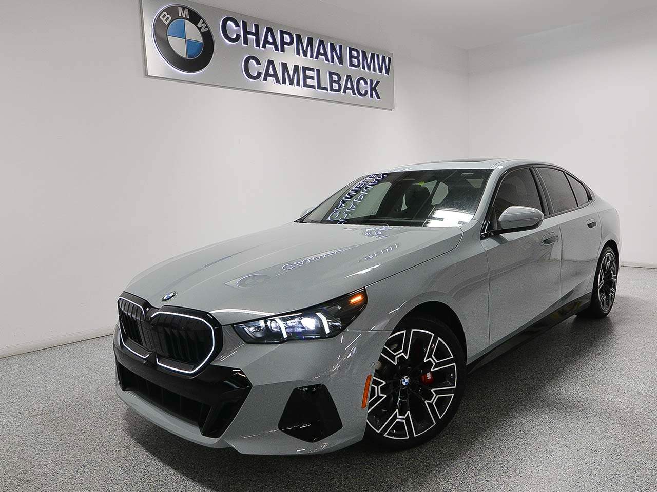 2027 BMW 5-Series 530i Sedan