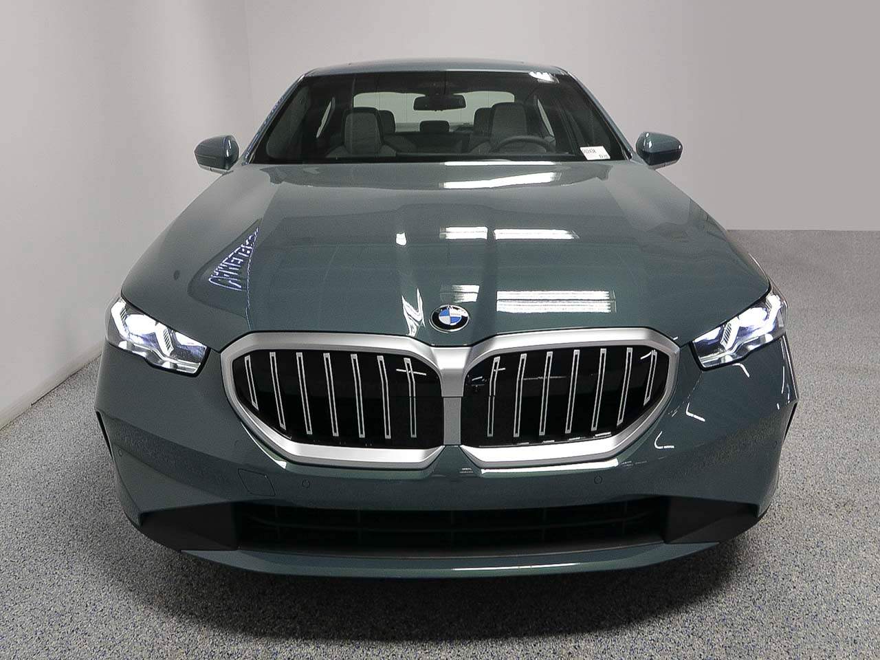 2026 BMW 5-Series 530i Sedan