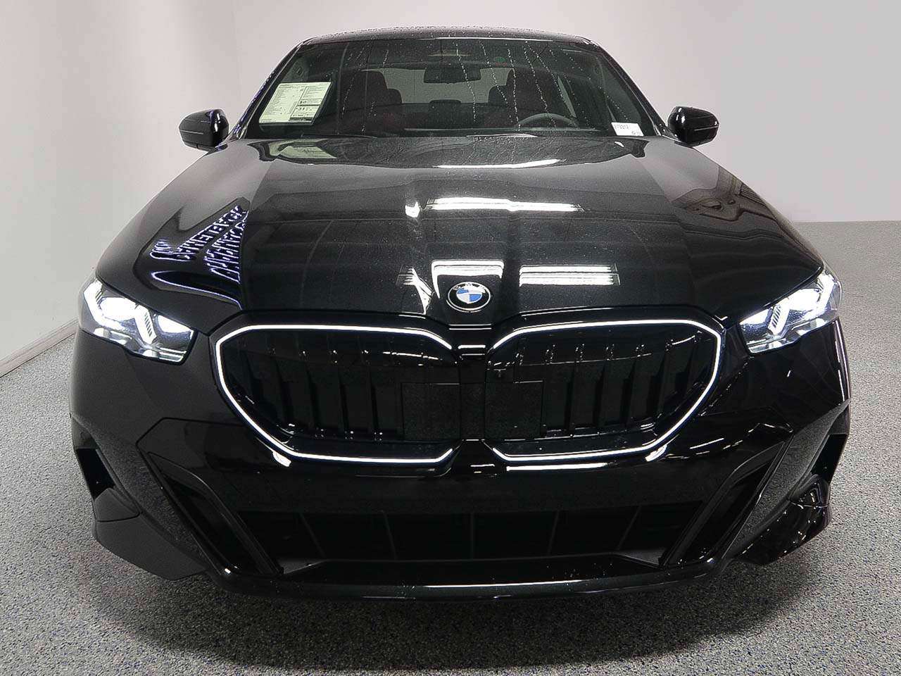 2027 BMW 5-Series 530i Sedan