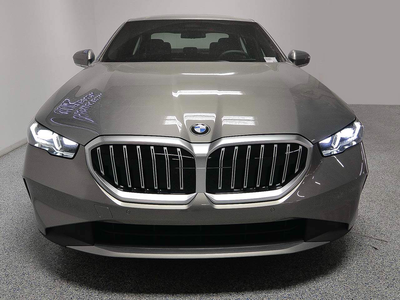 2026 BMW 5-Series 530i Sedan