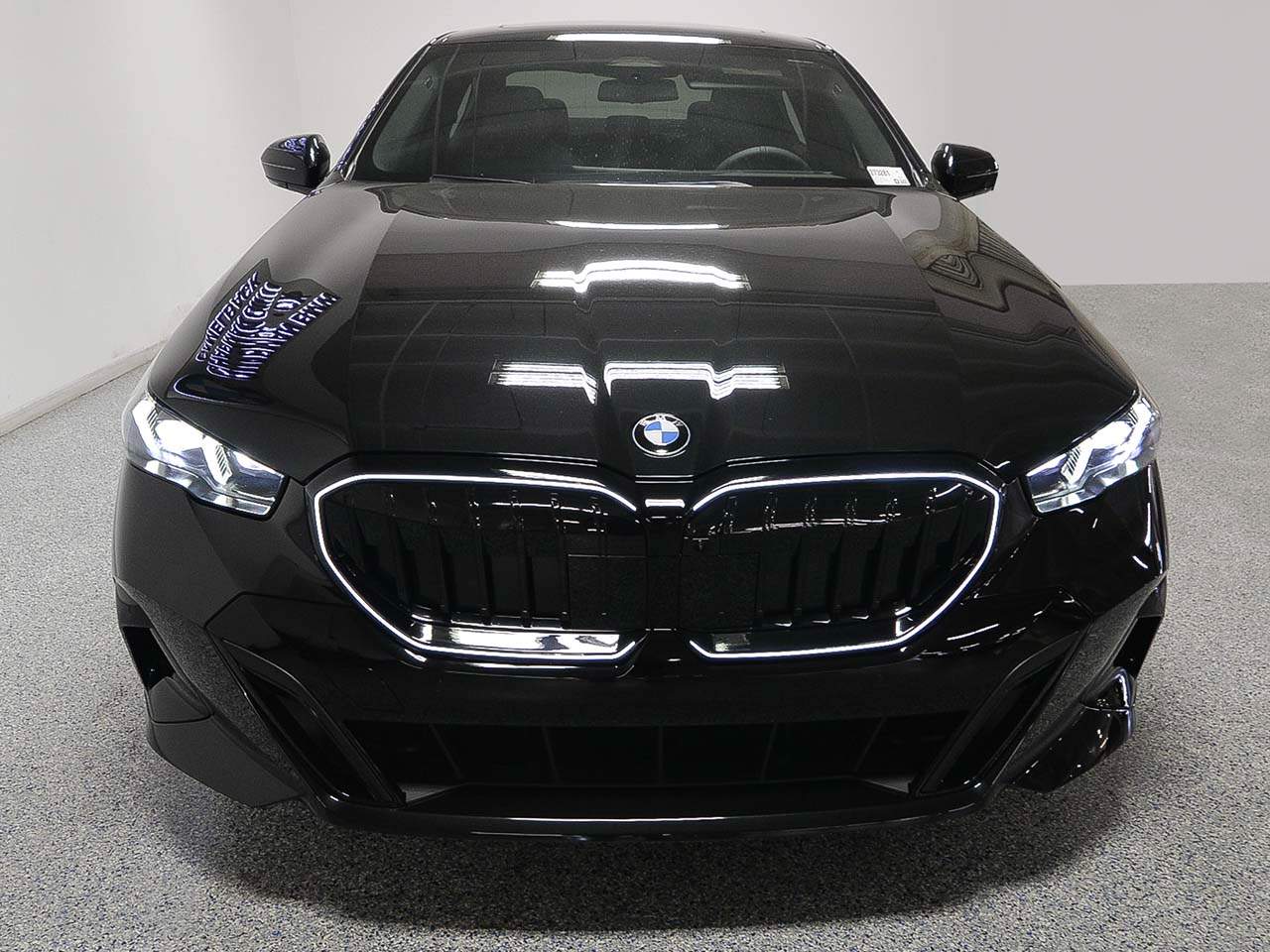2027 BMW 5-Series 530i Sedan