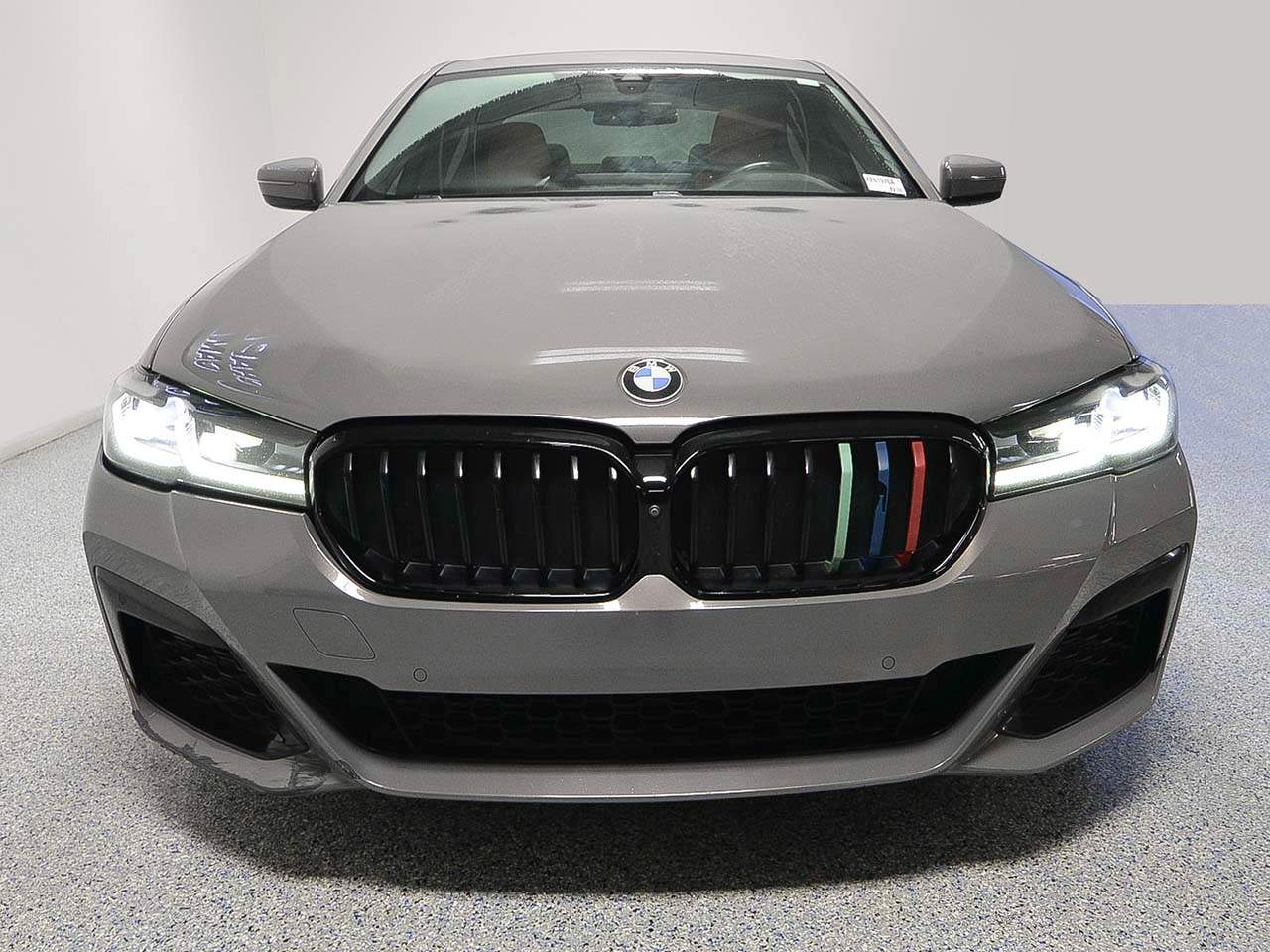 2021 Bmw 530i 5-Series photo 2