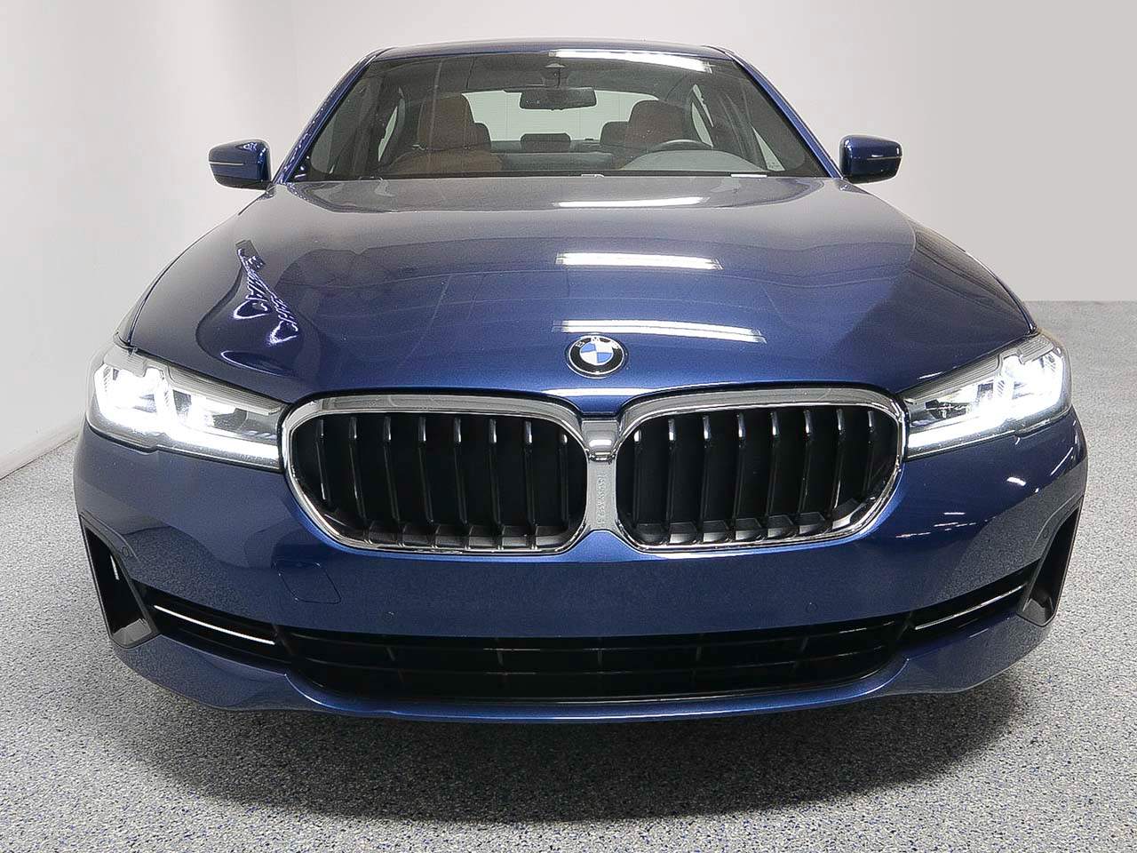 2022 Bmw 530i photo 2