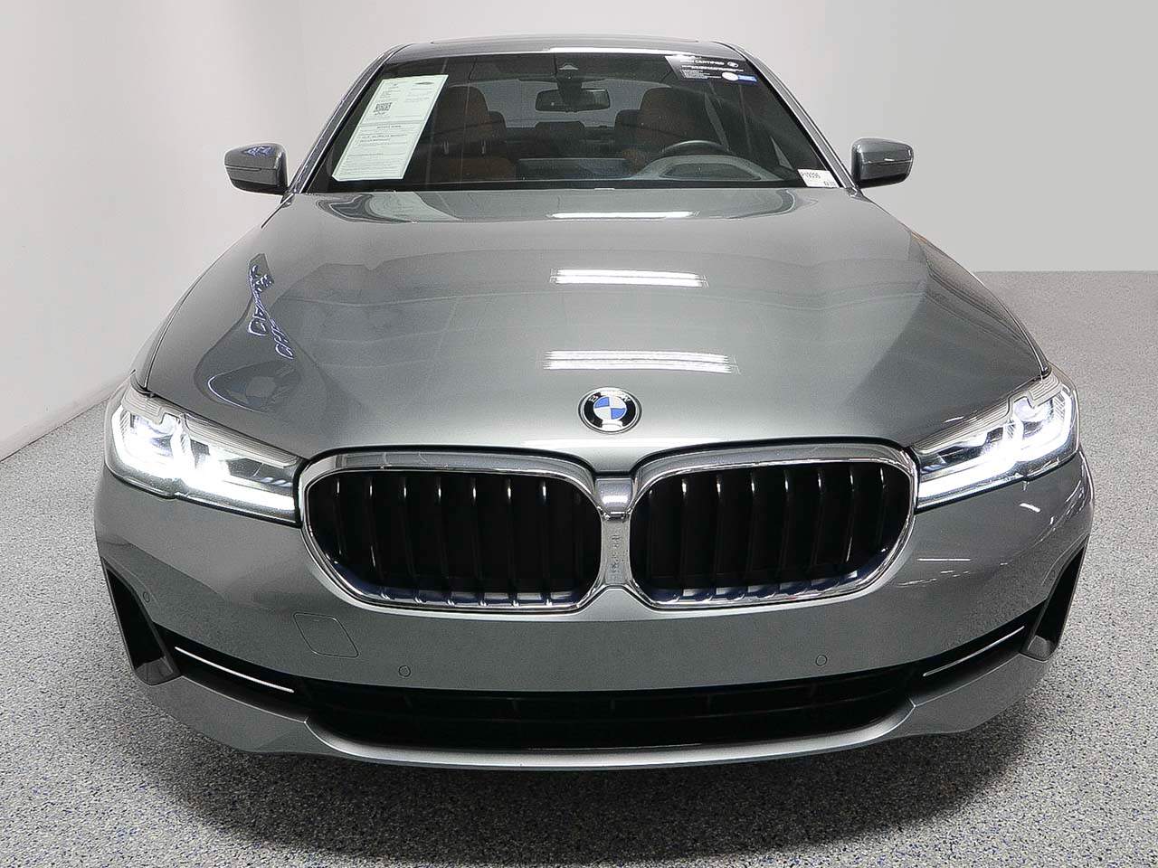 2023 BMW 5-Series 530i