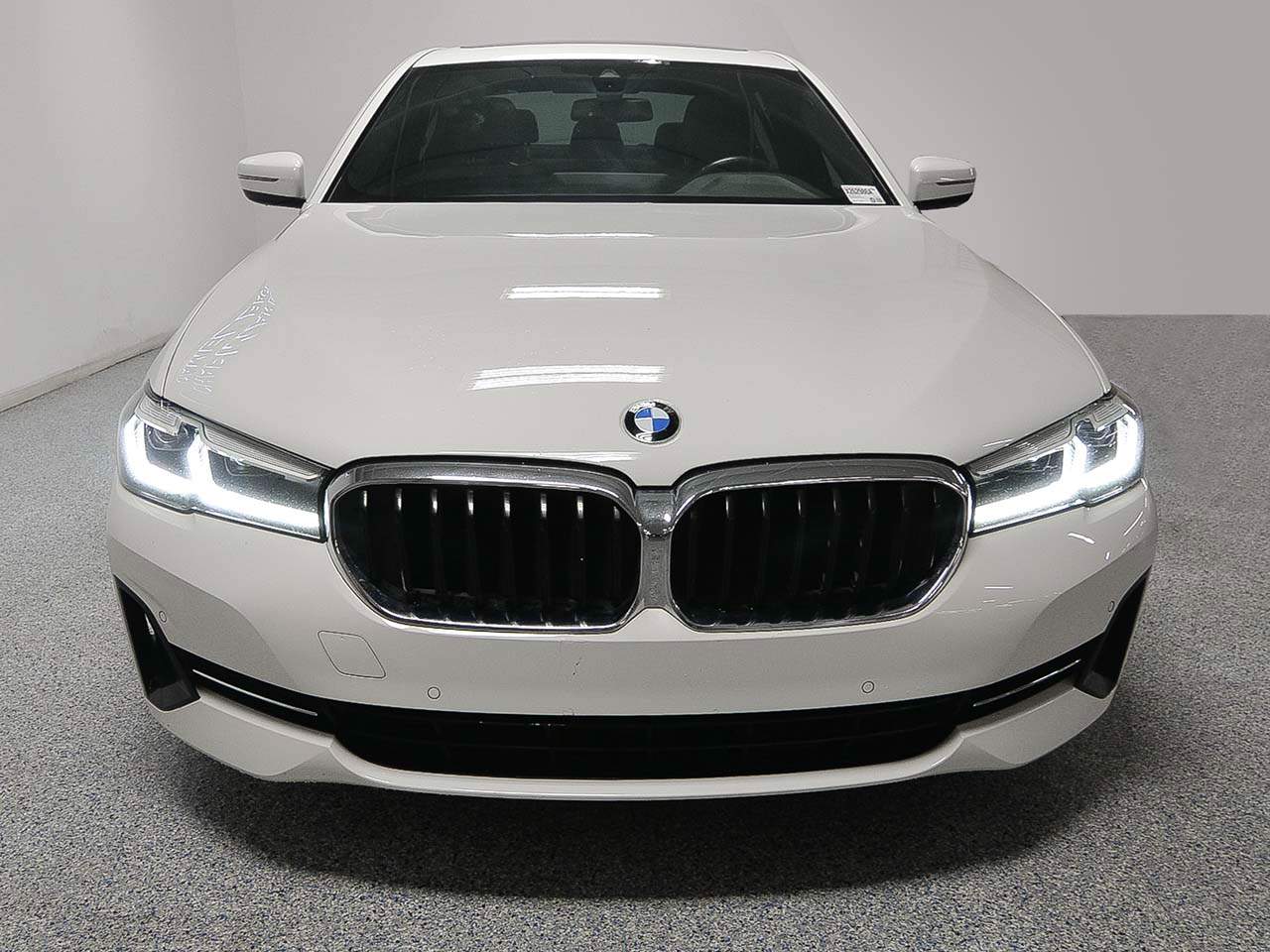 2023 BMW 5-Series 530i