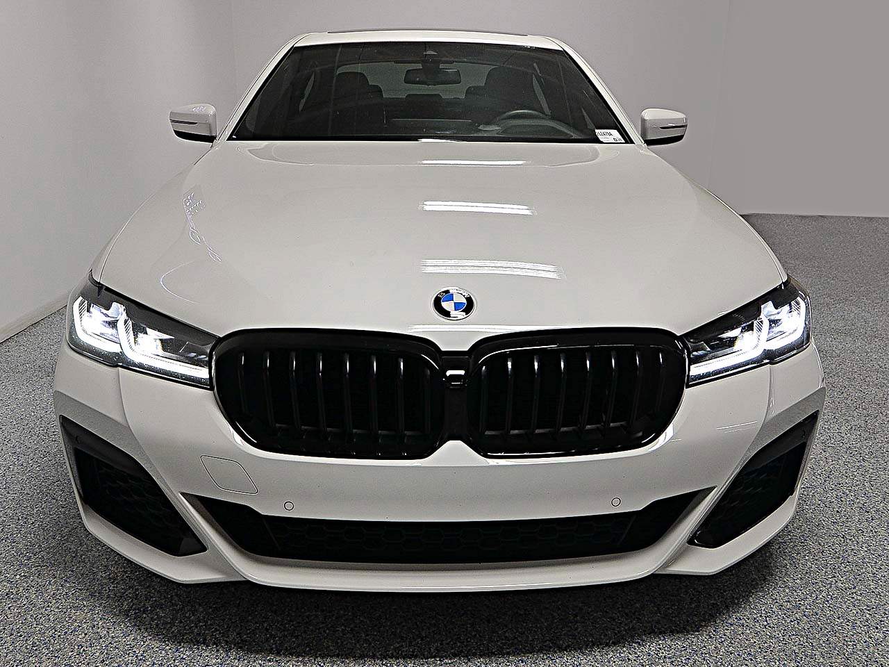 2022 BMW 5-Series 530i