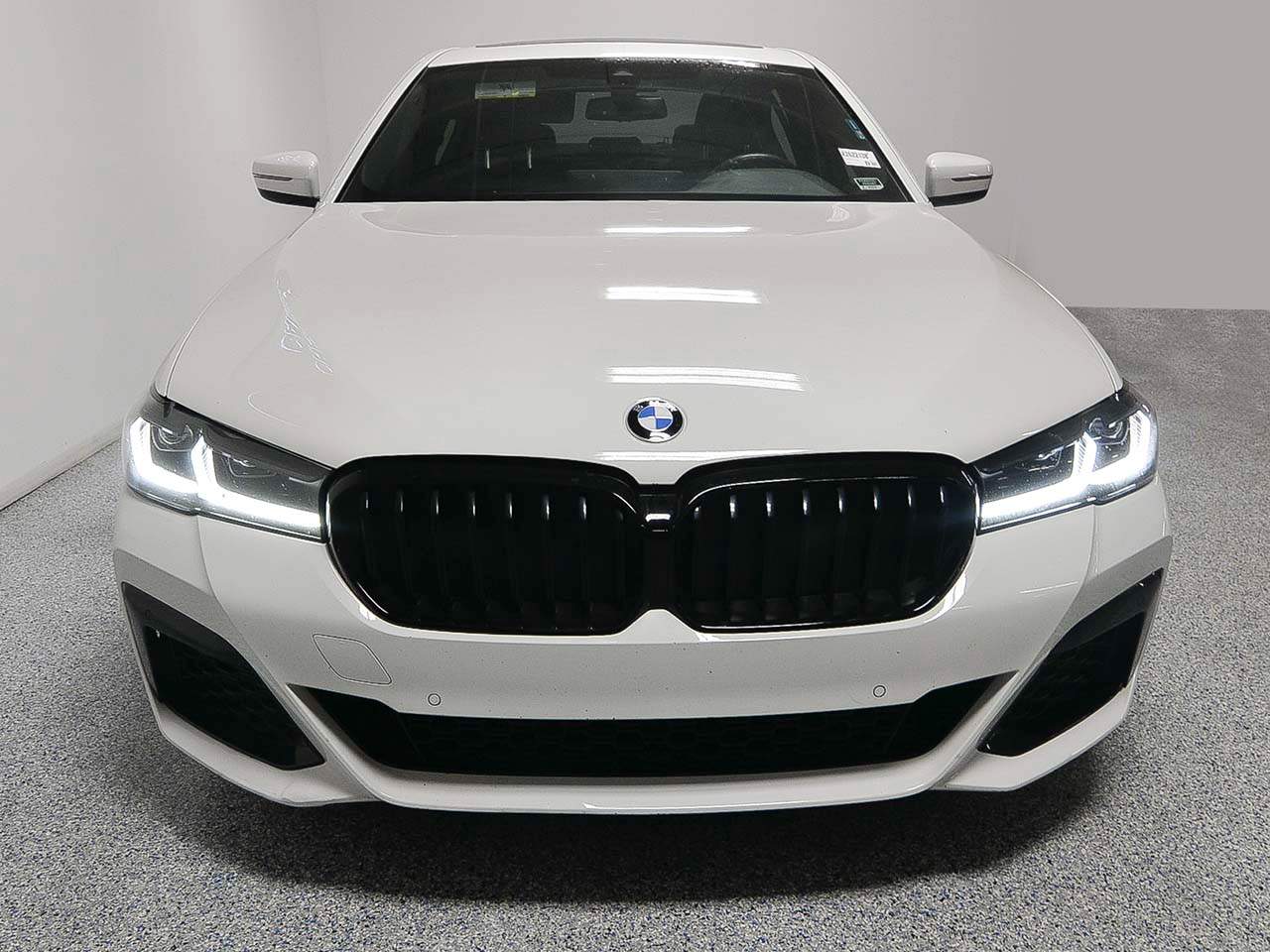 2023 BMW 5-Series 530i