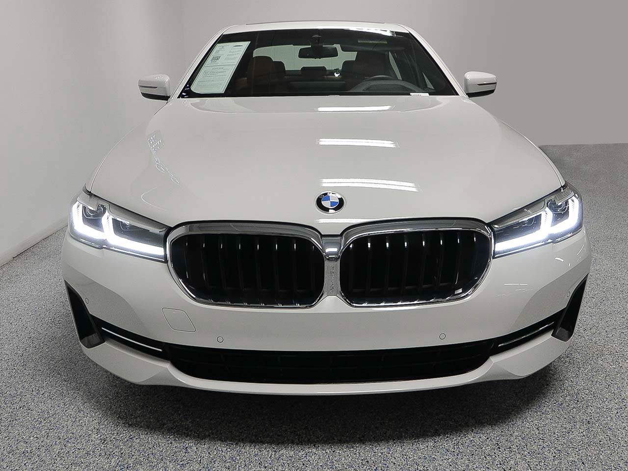 2022 BMW 5-Series 530i