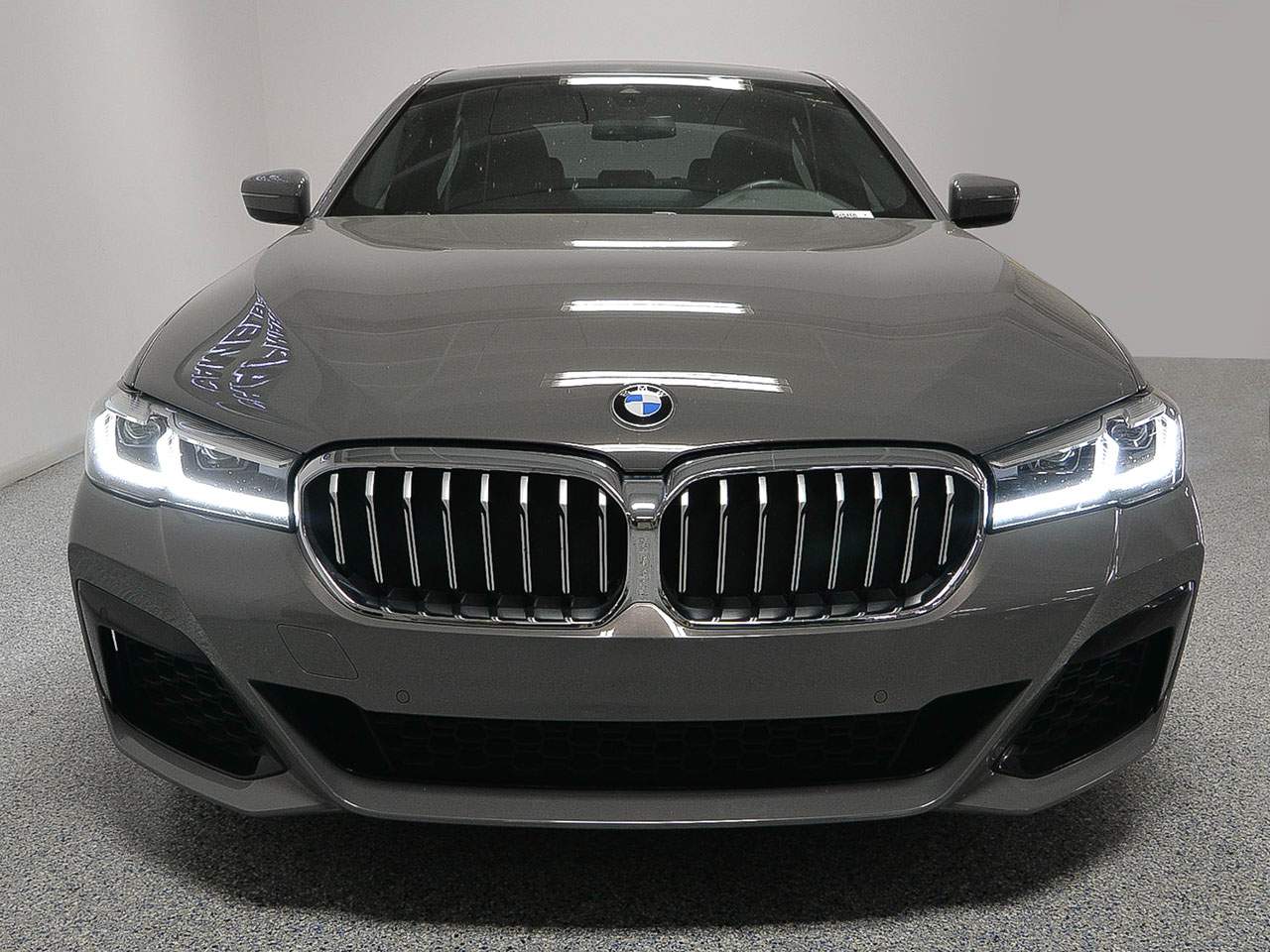 2022 BMW 5-Series 540i