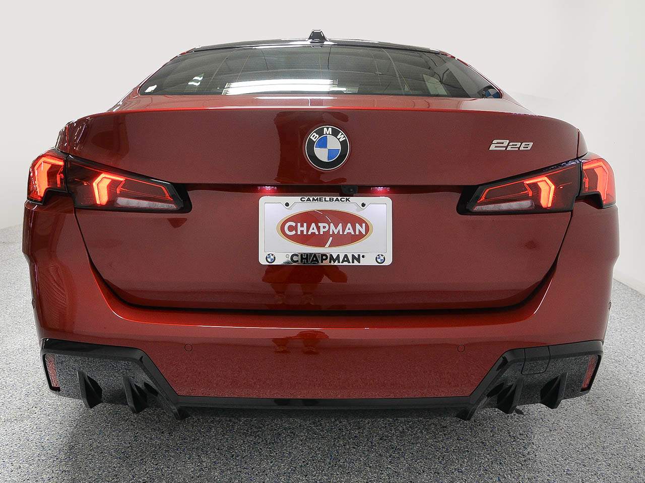 View vehicle photo 4