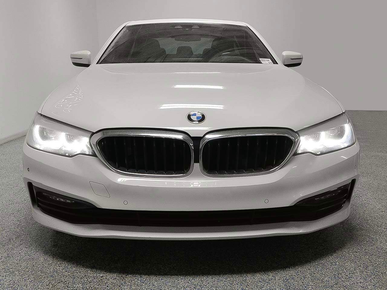 2018 BMW 5-Series 530i