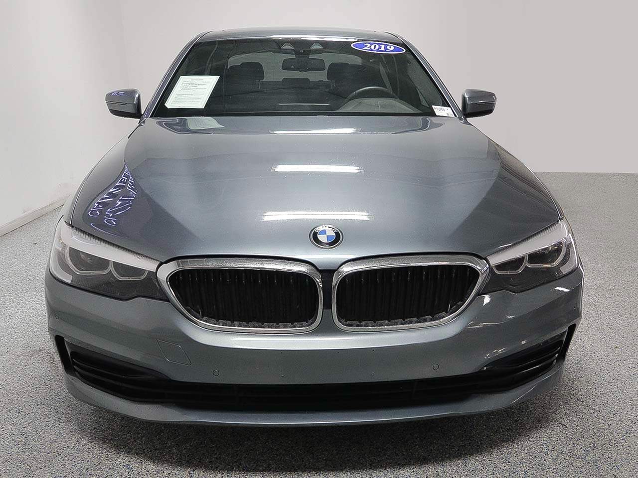 2019 BMW 5-Series 530e iPerformance