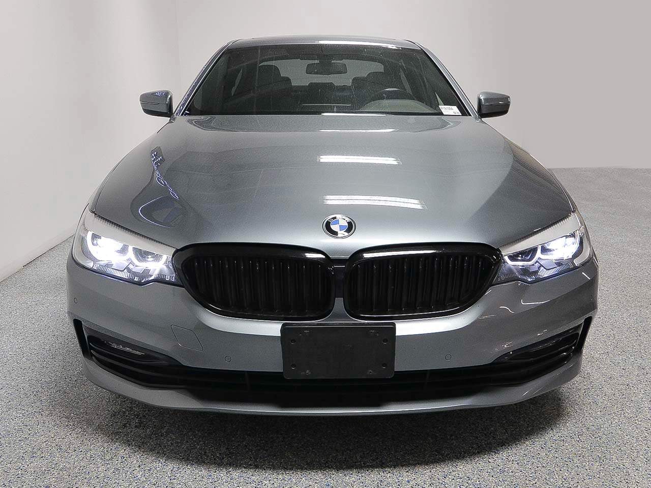 2018 BMW 5-Series 530e iPerformance
