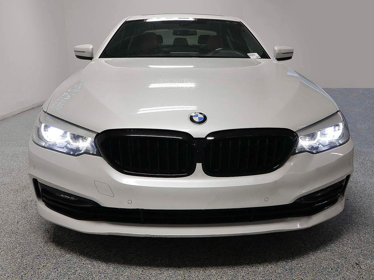2018 BMW 5-Series 540i