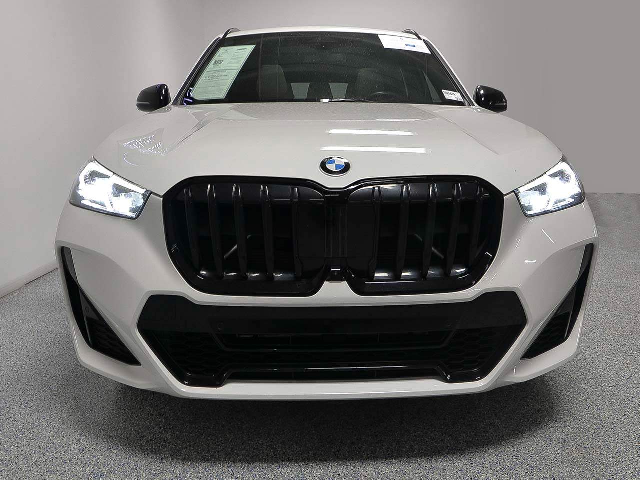 2023 Bmw X1 XDrive28i photo 2