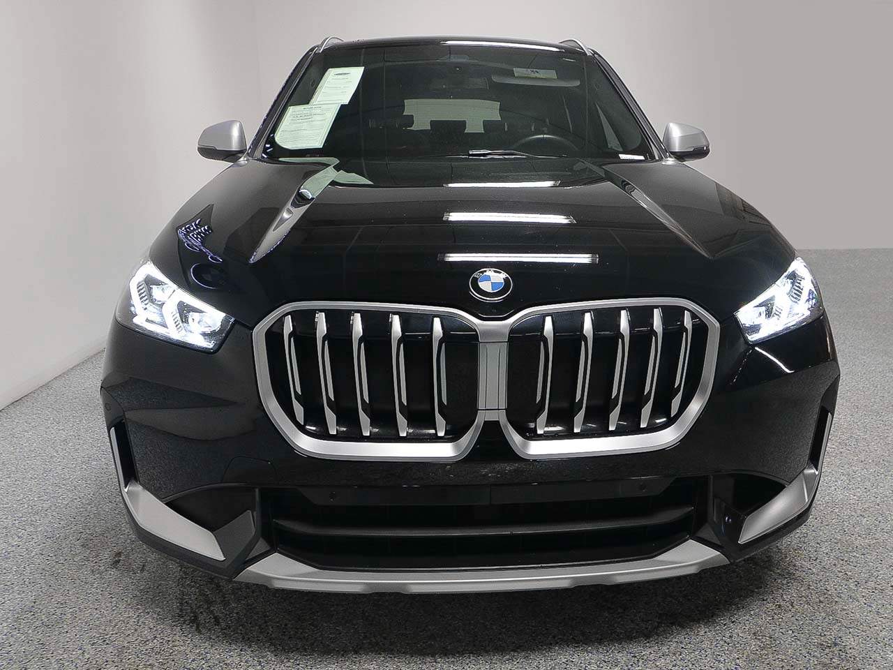 Used 2024 BMW X1 28i with VIN WBX73EF04R5Z39326 for sale in Phoenix, AZ