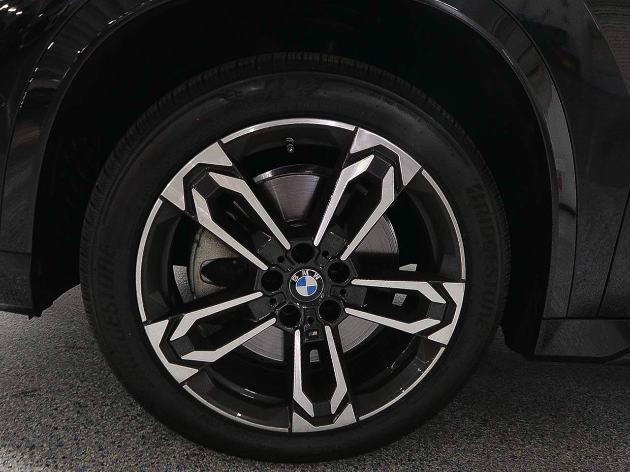 2025 BMW X1 28i - Photo 6