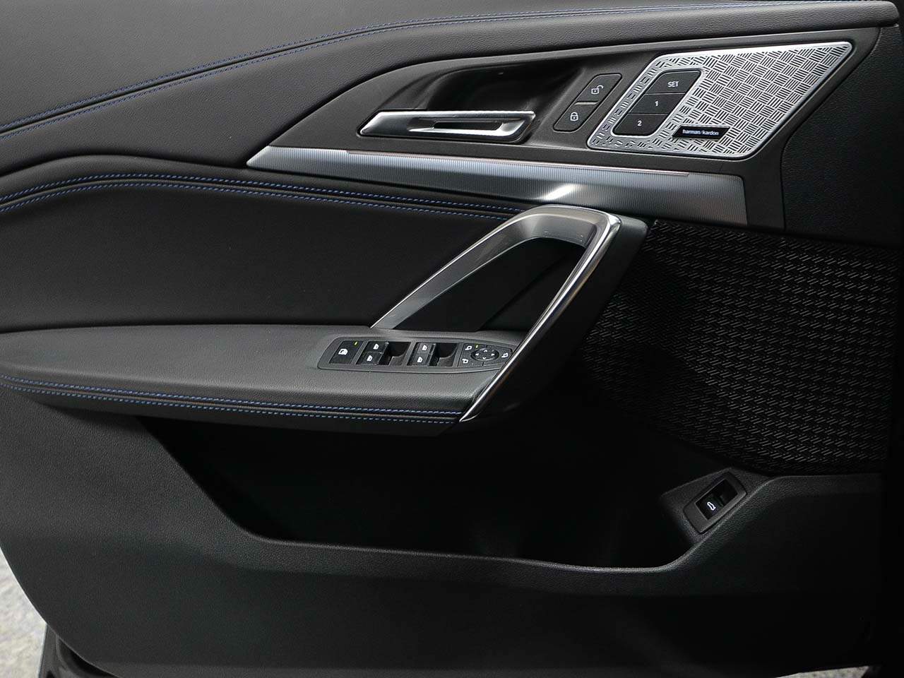 2025 BMW X1 28i - Photo 7