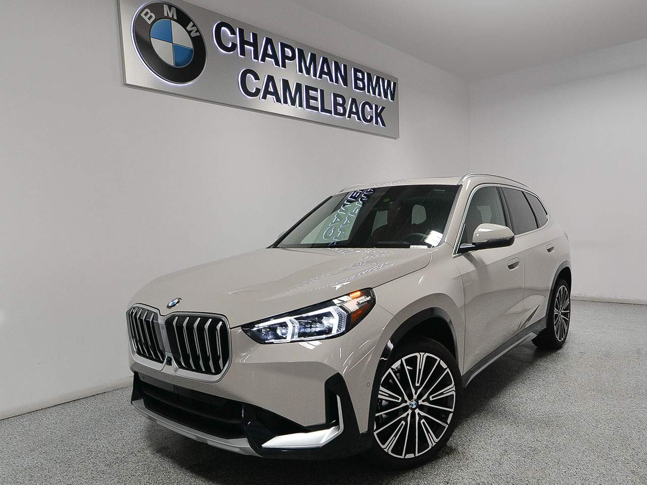 2026 BMW X1 28i's photo