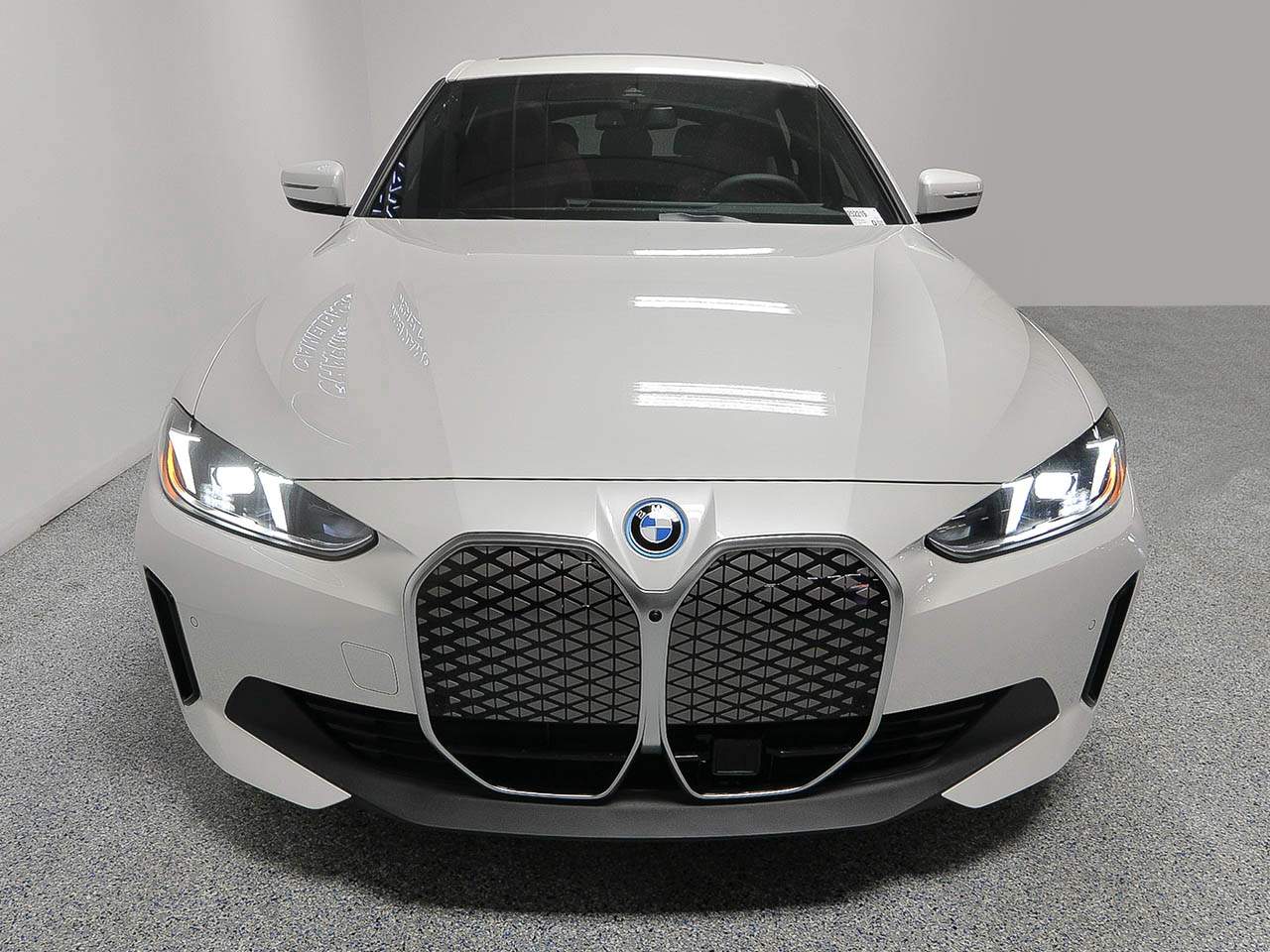 2025 BMW i4 eDrive40
