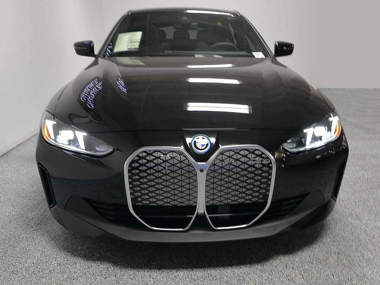 2025 BMW i4 eDrive40