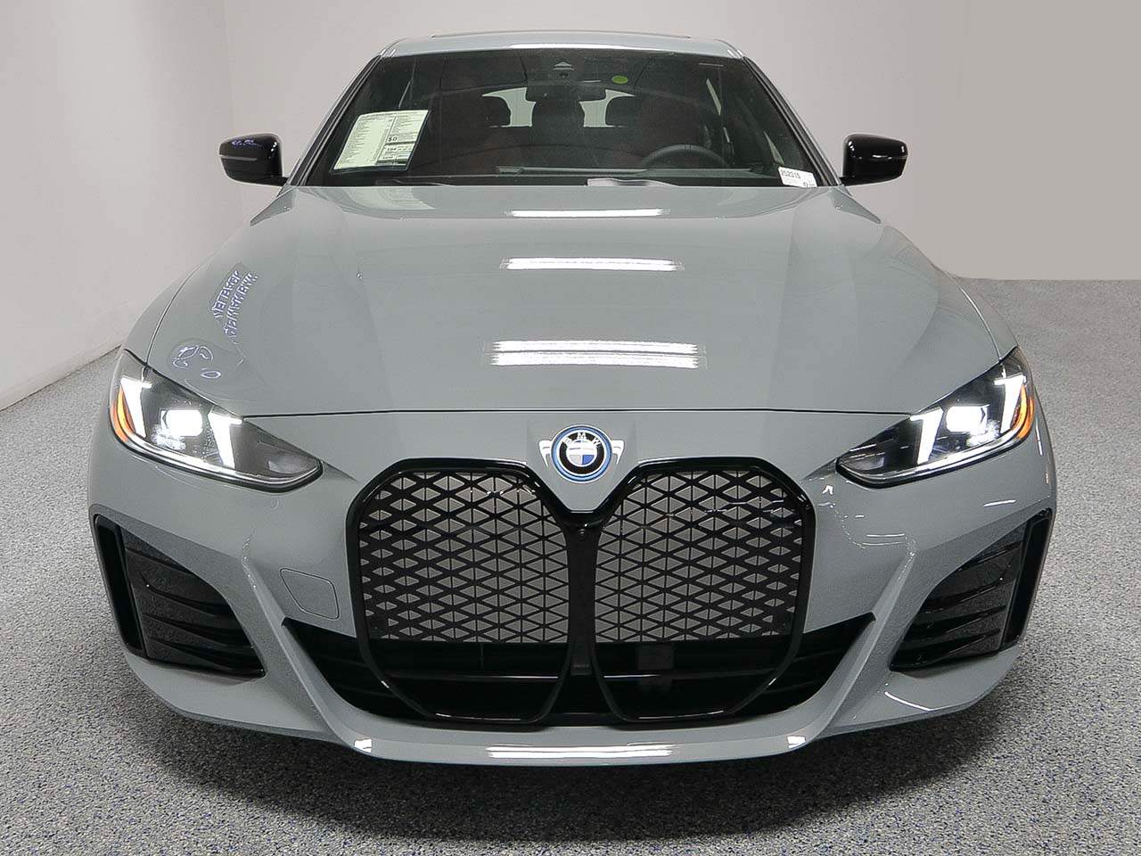 2025 BMW i4 eDrive40