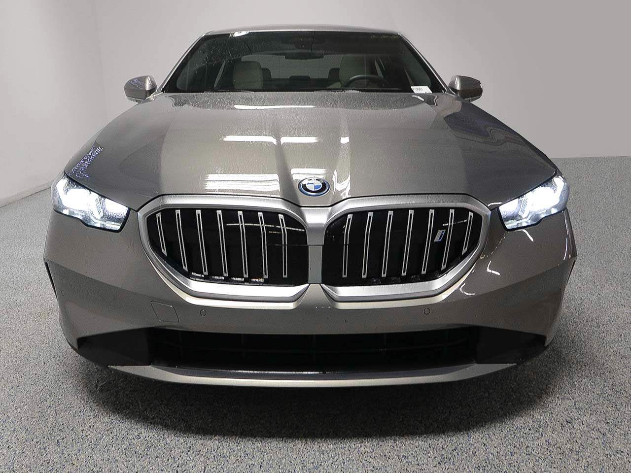 2024 BMW i5 eDrive40