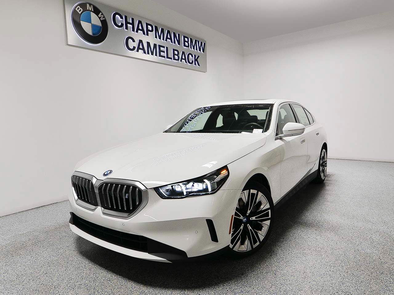 2025 BMW i5 eDrive40