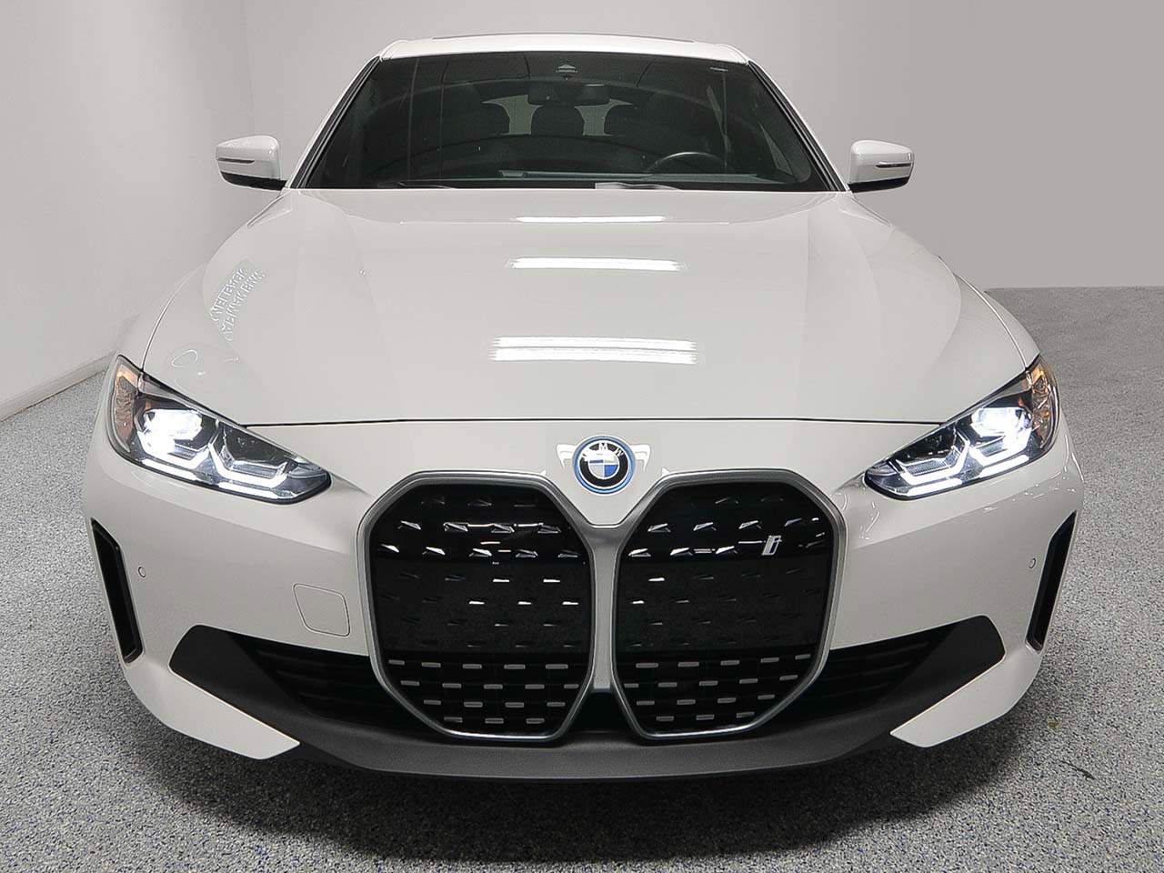Used 2023 BMW i4 35 with VIN WBY43AW02PFR32213 for sale in Phoenix, AZ
