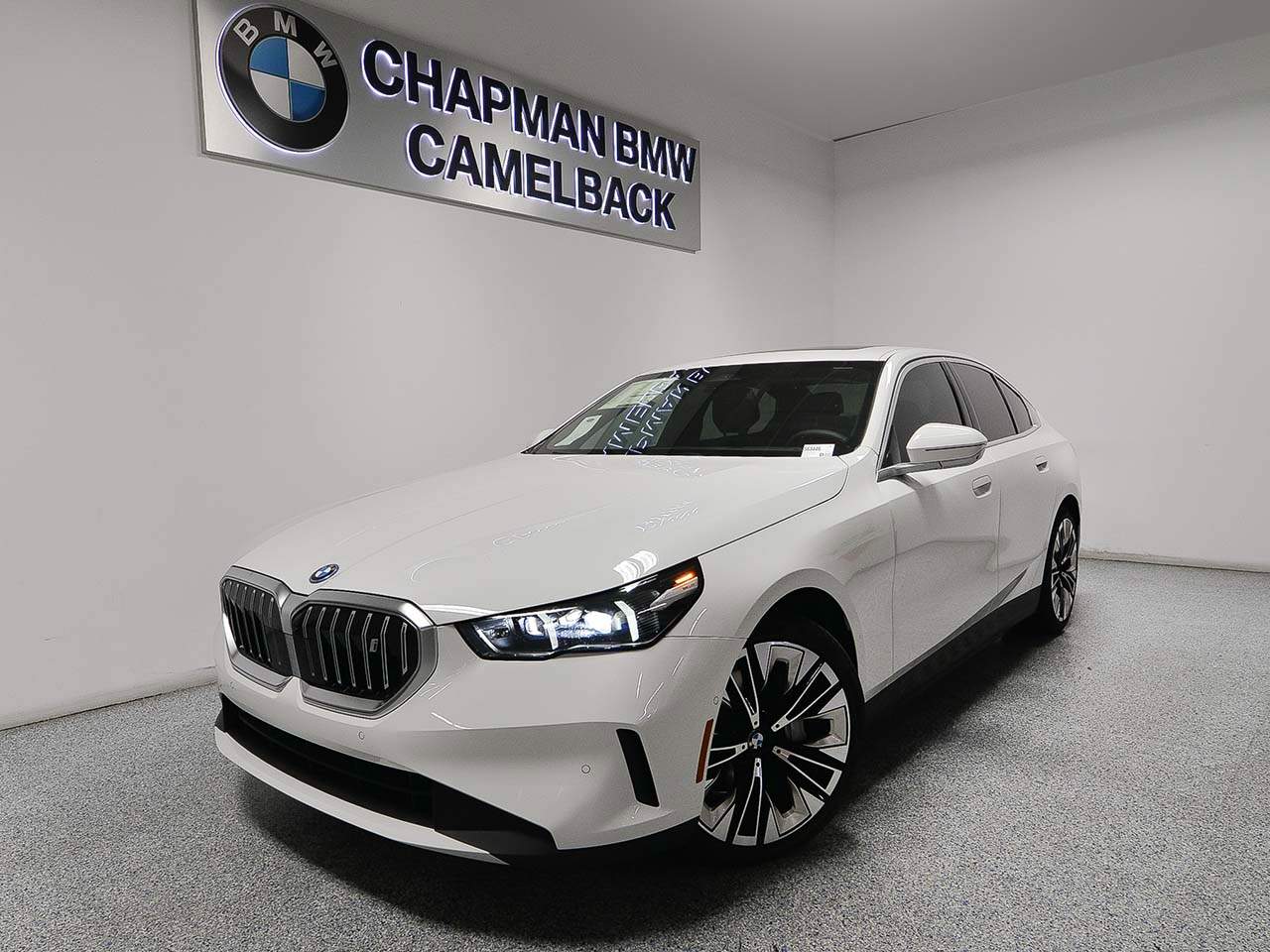 2026 BMW i5