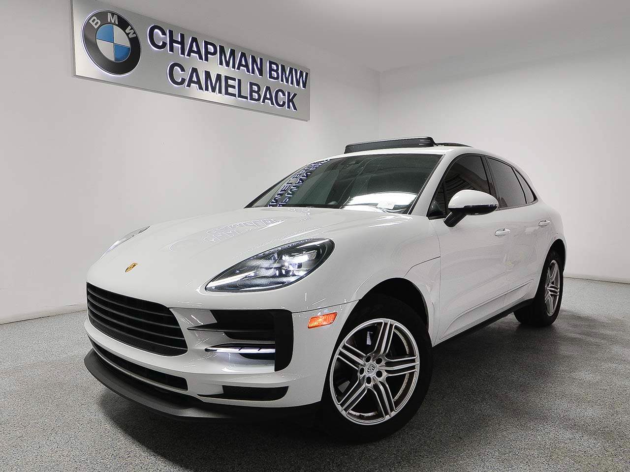 2019 Porsche Macan -'s photo
